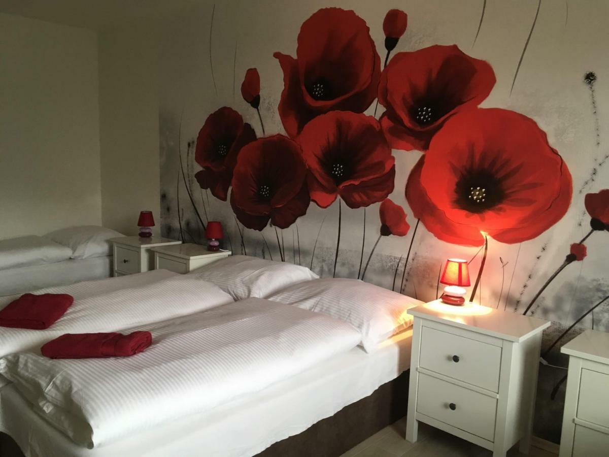 Apartmam Na Namesti II Opocno Bagian luar foto